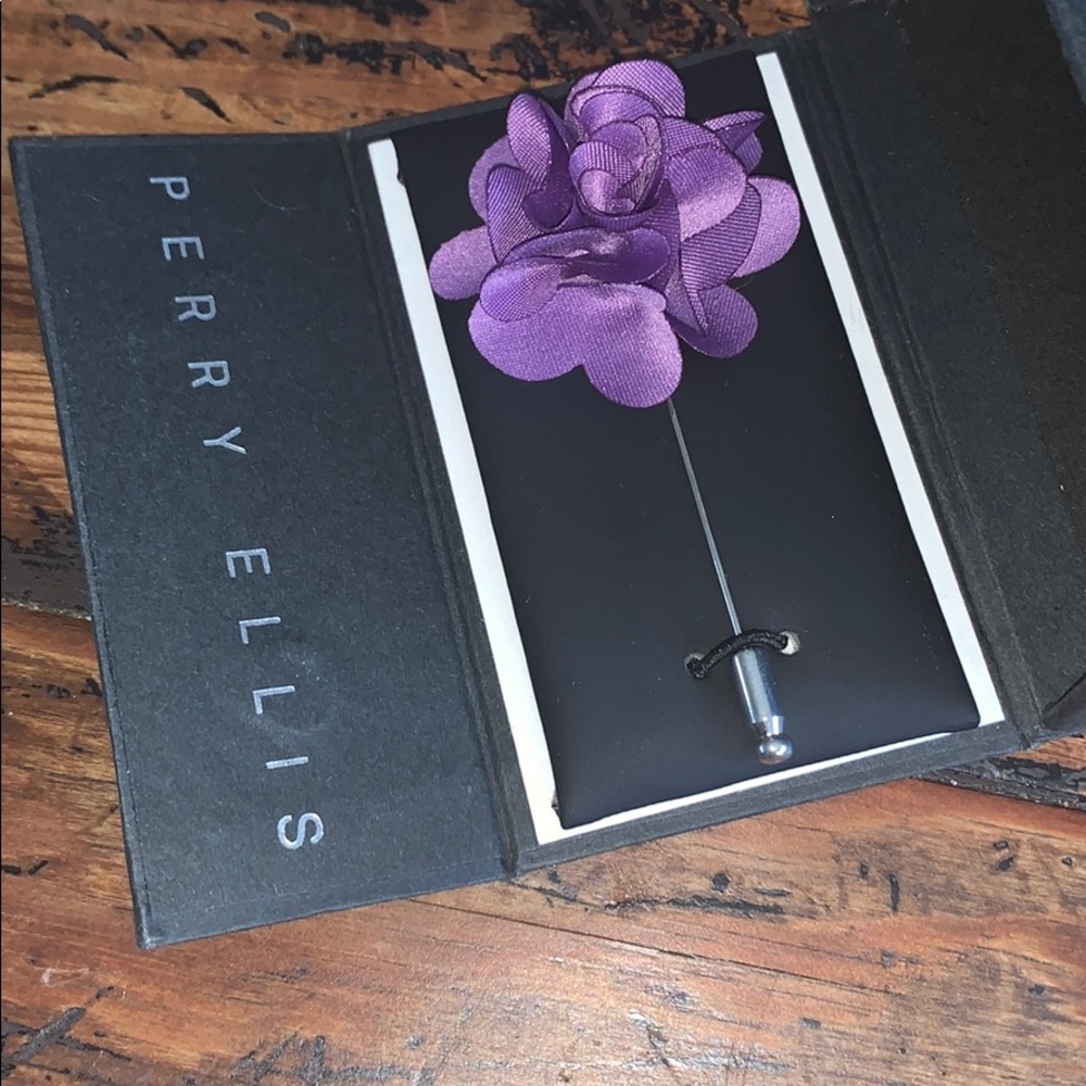 Perry Ellis Flower Lapel Pin